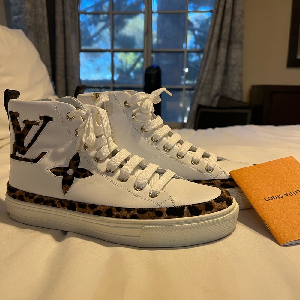 LOUIS VUITTON LEATHER ANIMAL PRINT SNEAKERS